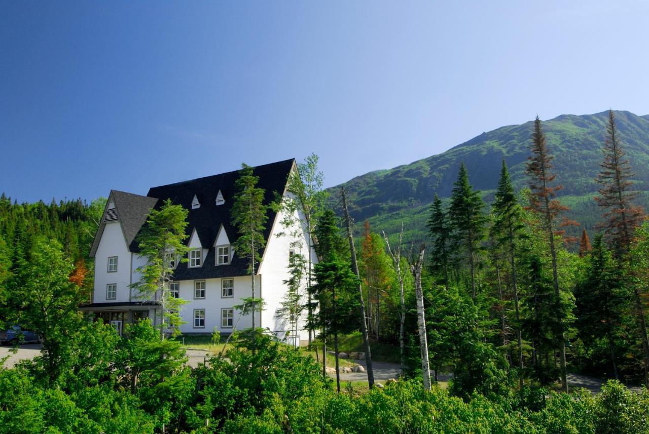 Gite Du Mont-Albert - Sepaq Sainte Anne des Monts Экстерьер фото