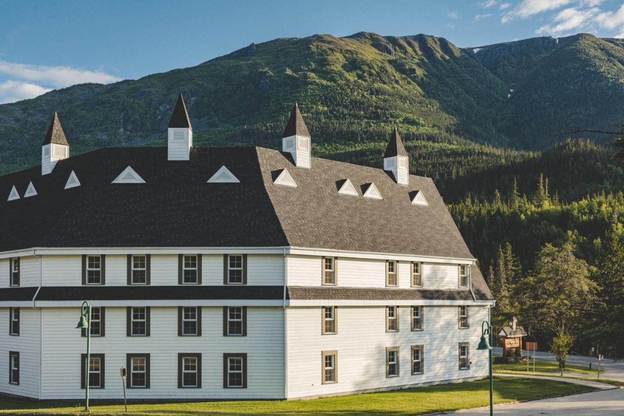 Gite Du Mont-Albert - Sepaq Sainte Anne des Monts Экстерьер фото